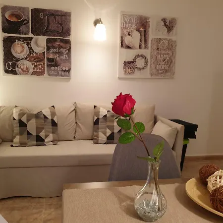 Casa Bonita Only 480 M To Beach, Balcony, Mountain View, Wifi, Central Location Lejlighed *