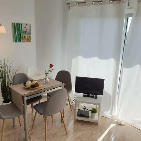 Appartement Casa Bonita Only 480 M To Beach, Balcony, Mountain View, Wifi, Central Location *
