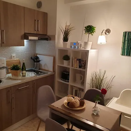 Appartement Casa Bonita Only 480 M To Beach, Balcony, Mountain View, Wifi, Central Location