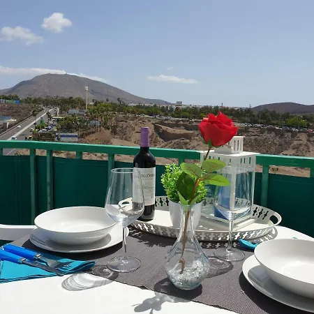 Casa Bonita Only 480 M To Beach, Balcony, Mountain View, Wifi, Central Location Appartement