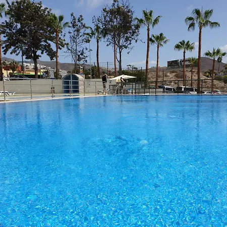 Casa Bonita Only 480 M To Beach, Balcony, Mountain View, Wifi, Central Location *